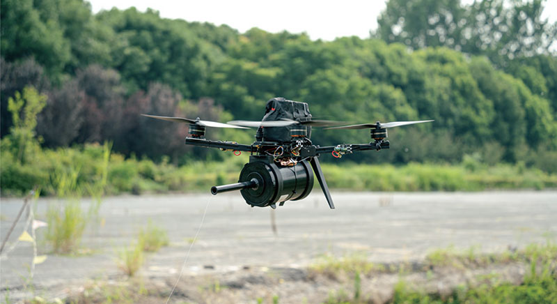 Ii-UAV ze-Fiber-Optic: Uguquko oluNxibelelwano kwi-Anti-Jam Flight